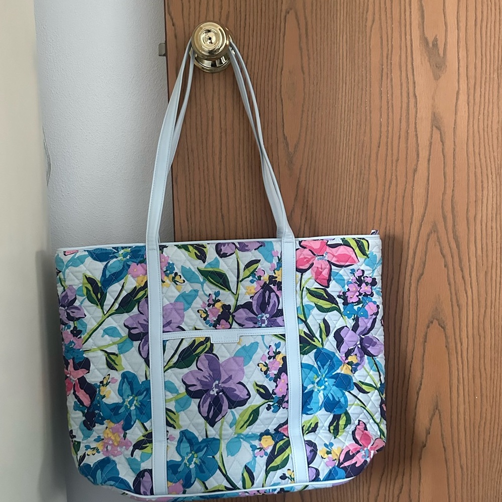 Vera Bradley Tote